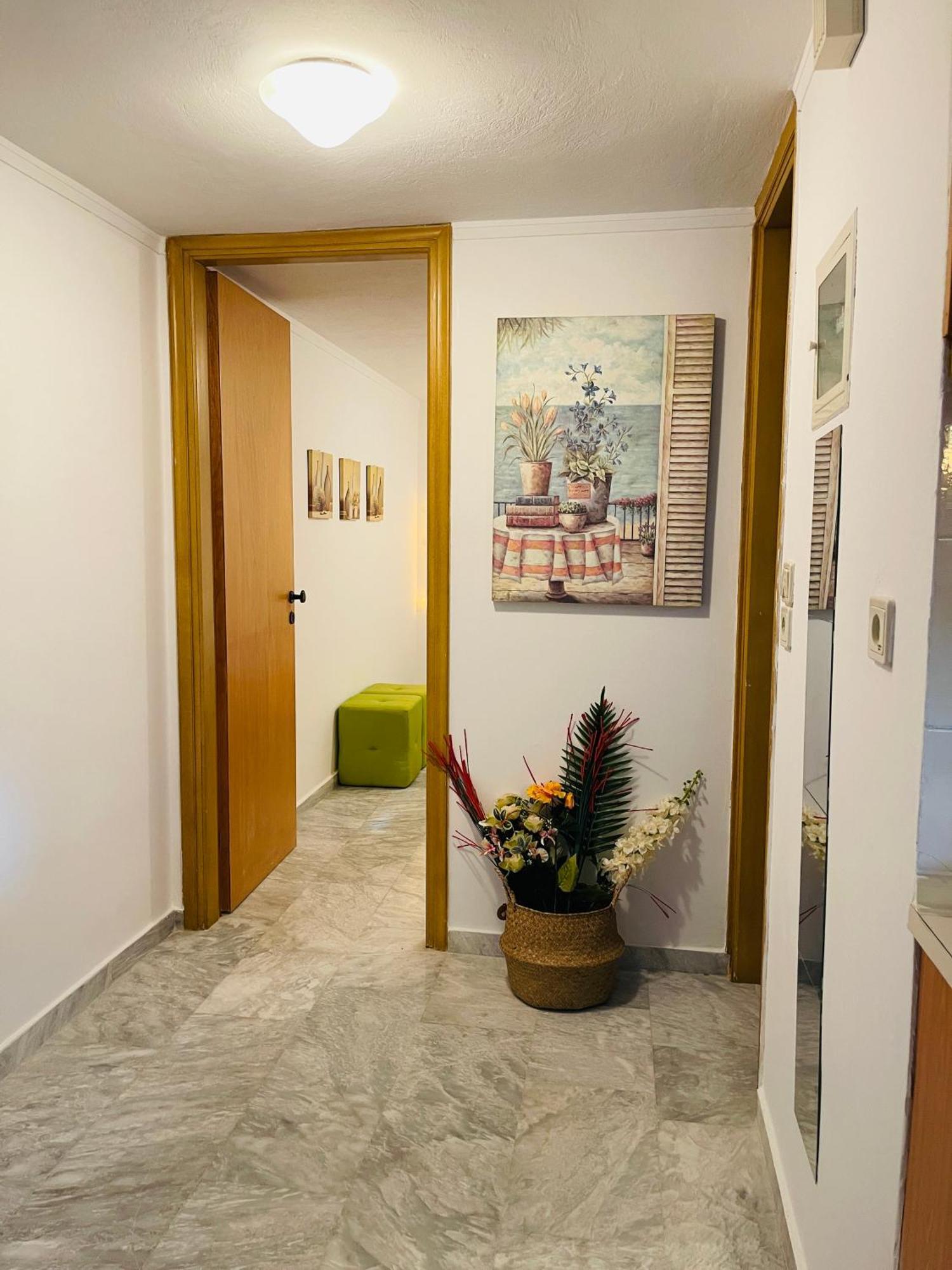 Erotospilia Porto Rafti Near The Athens Airport Apartment Bagian luar foto
