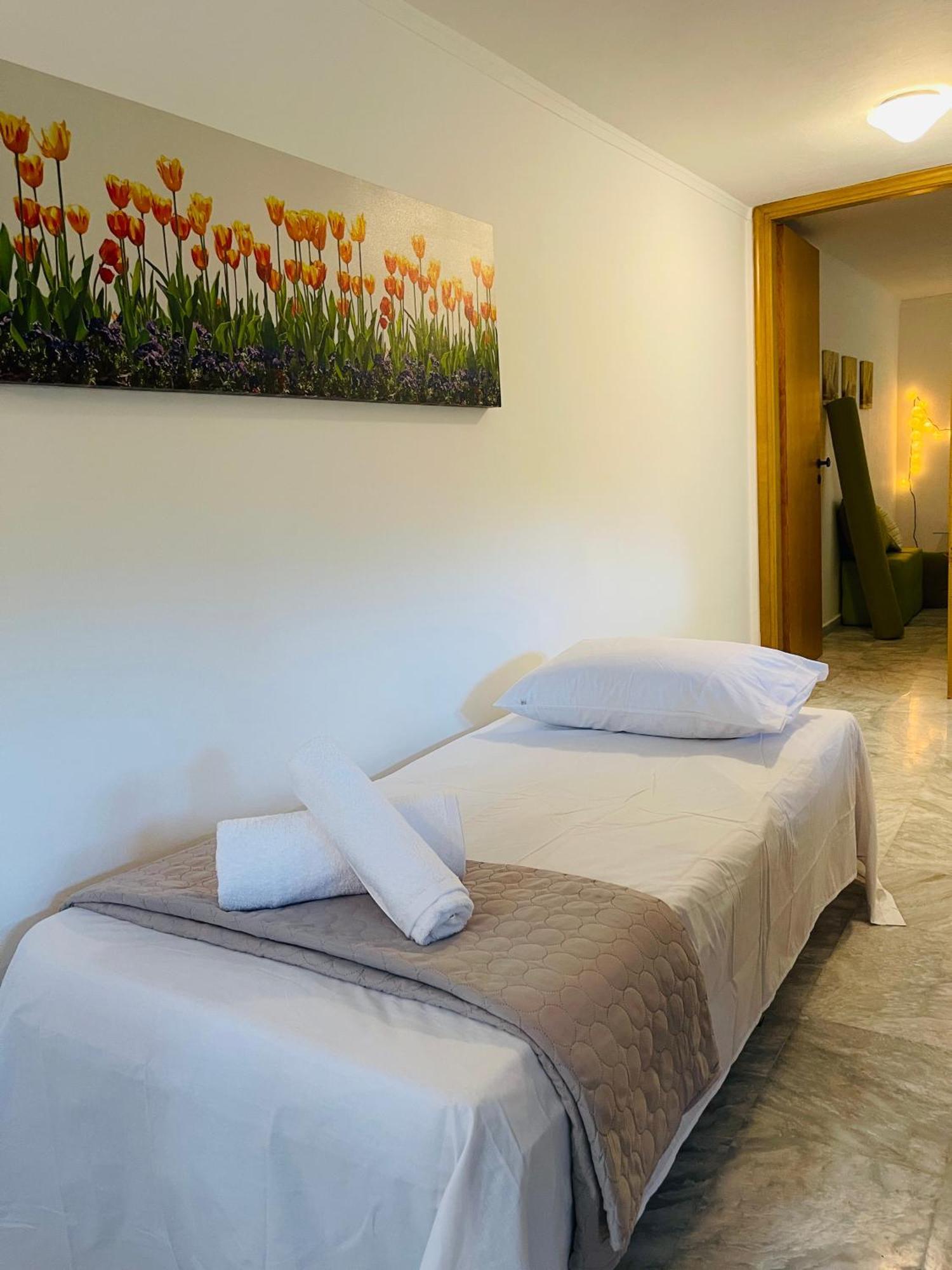 Erotospilia Porto Rafti Near The Athens Airport Apartment Bagian luar foto